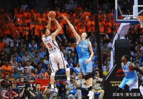 ESPN预测新赛季DPOY:文班大幅领先 莫布里第二 戈贝尔第五